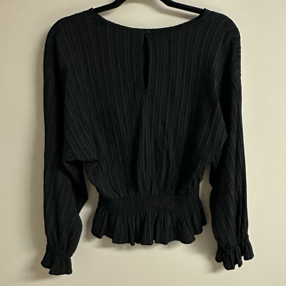Elegant Black Women's Top Lush brand large